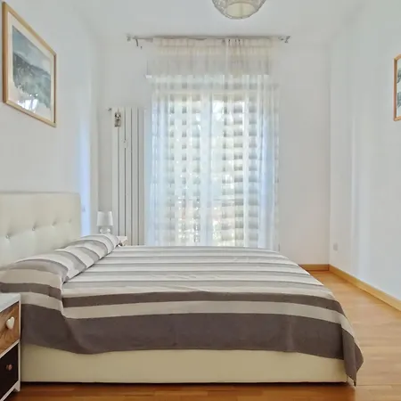Modern Flat - Via Crimea Mailand
