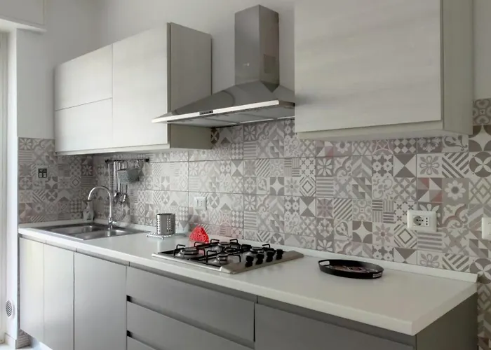 Modern Flat - Via Crimea * Milan